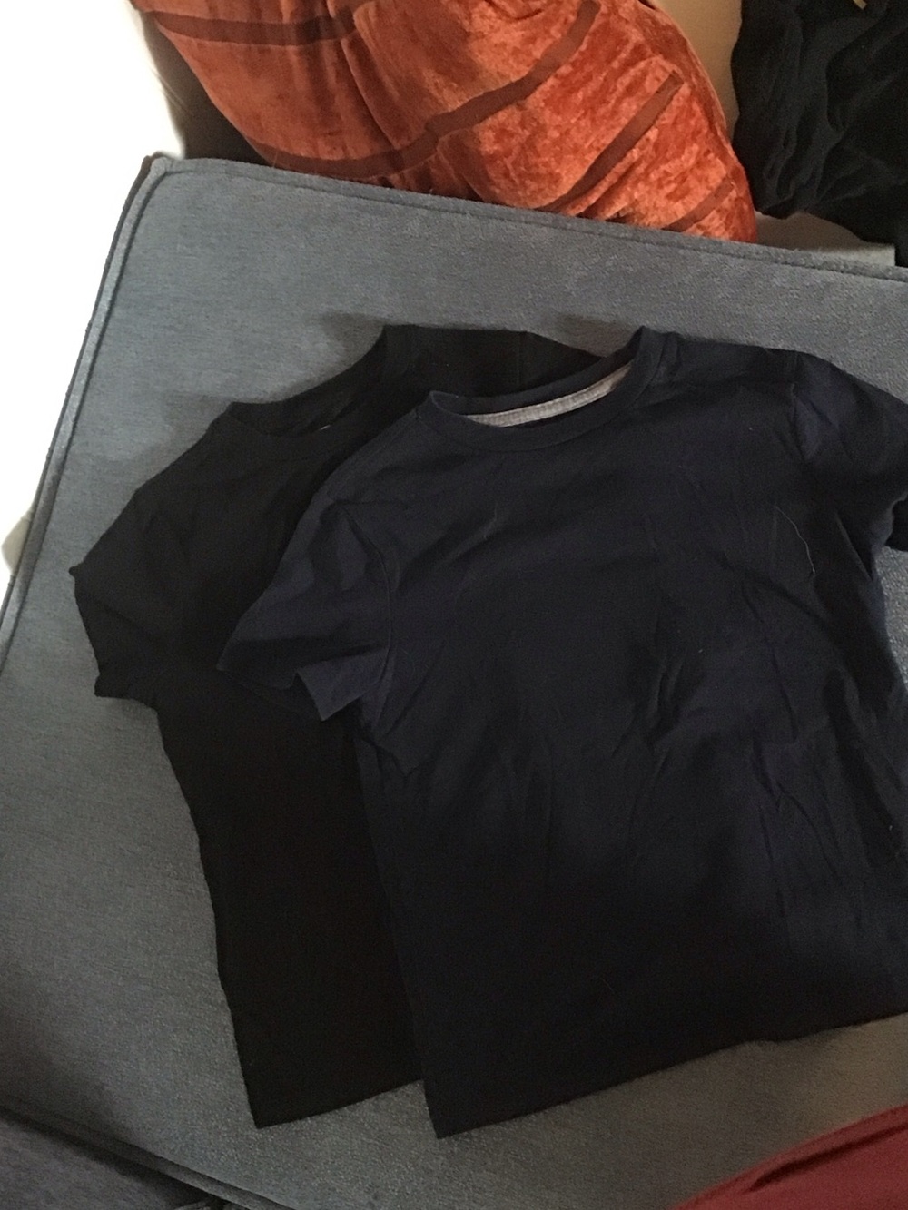 Old Navy 2 piece Boys Short-Sleeve Crew Tees in Navy and Black